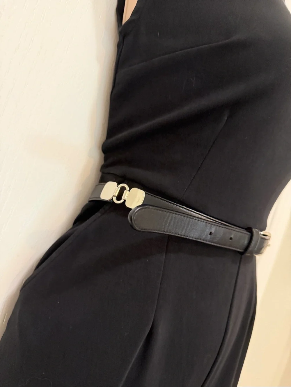 Chaps from Ralph Lauren Thin Black Leather Belt with Silver Hardware, Size M